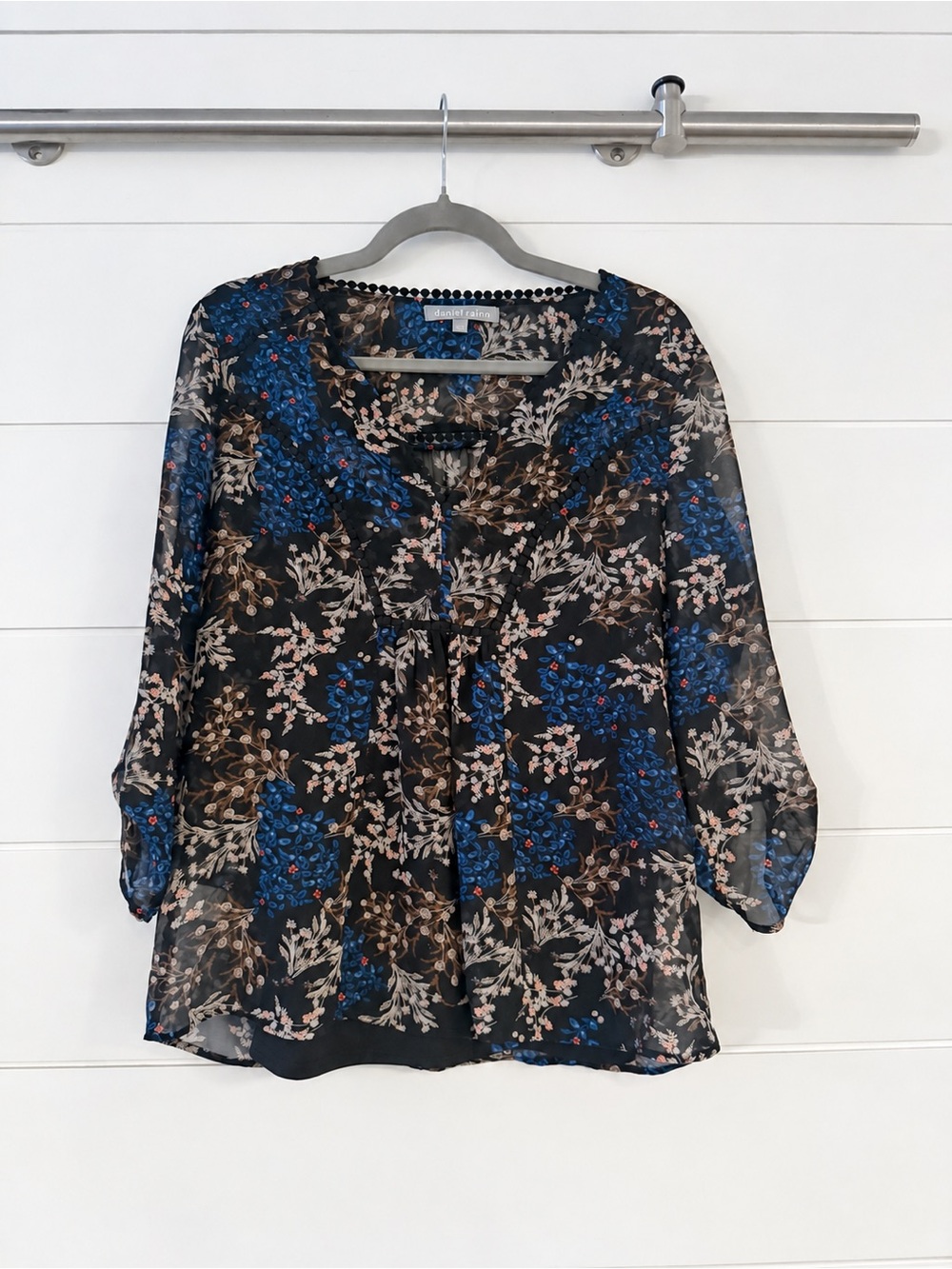 Daniel Rainn Black Sheer Floral Blouse with Blue Accents w/ camisole, size M